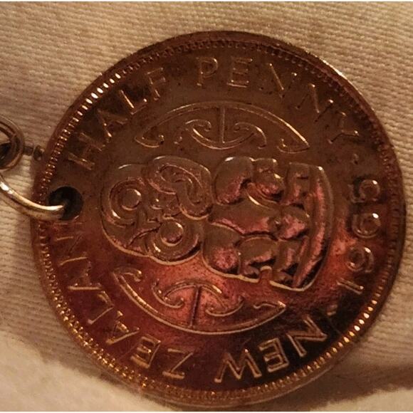 Vintage 1960s Charm Faux COIN Necklace, Inc India, New Zealand - Picture 9 of 11